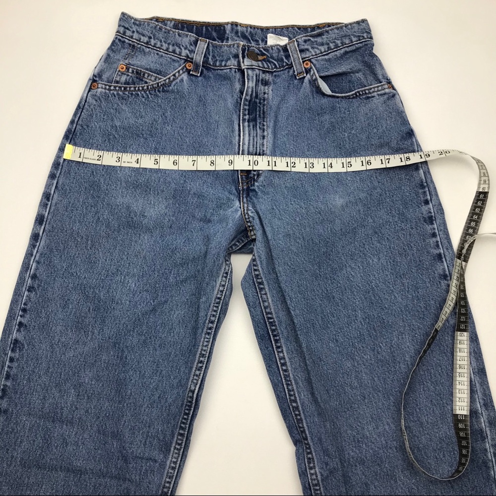 Vintage Levi’s 560 High Waist wedgie fit Jeans - Picture 4 of 7
